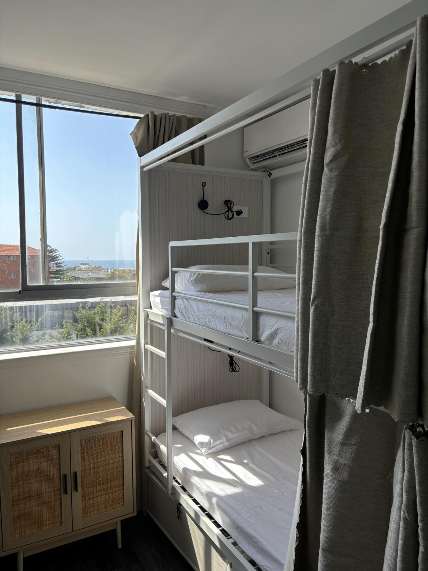 Little Coogee Hostel Sydney